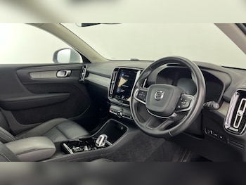 Used Volvo XC40 2022 for sale - 79189293: Photo