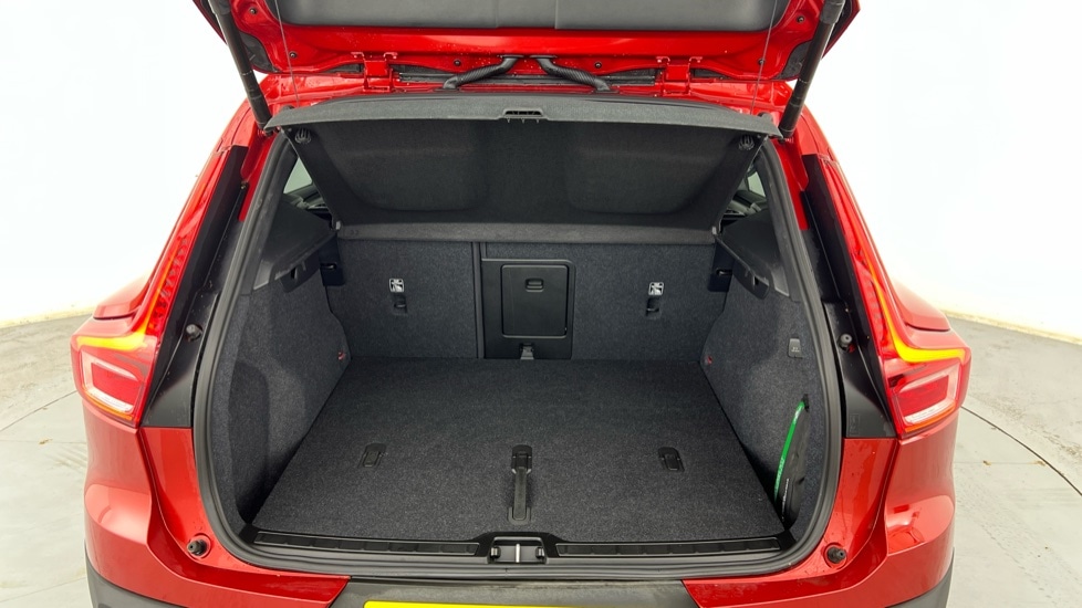 Used Volvo XC40 2025 for sale - 76615344: Photo 13