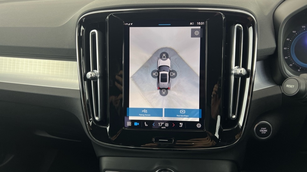 Used Volvo XC40 2025 for sale - 76615344: Photo 28