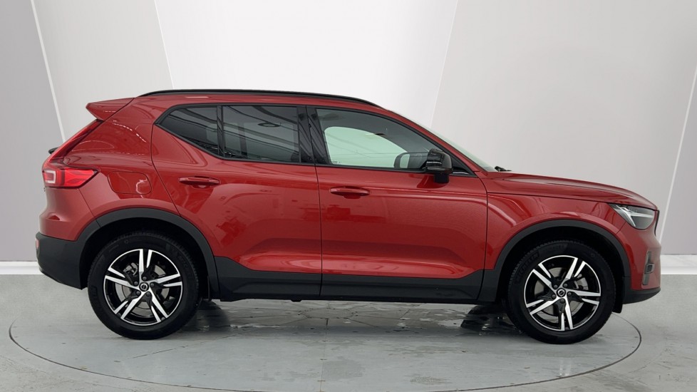 Used Volvo XC40 2025 for sale - 76615344: Photo 3