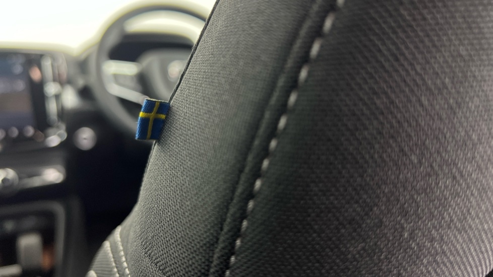 Used Volvo XC40 2025 for sale - 76615344: Photo 31