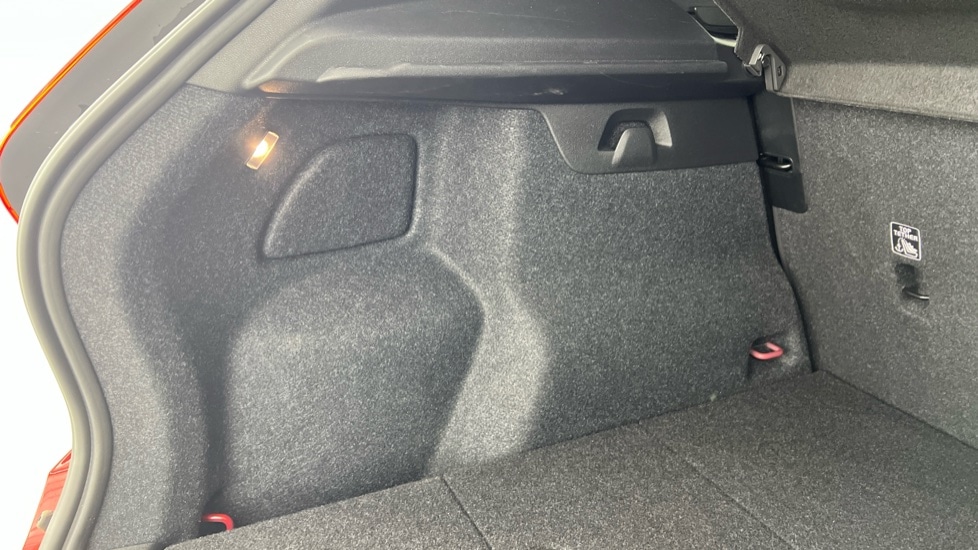 Used Volvo XC40 2025 for sale - 76615344: Photo 36