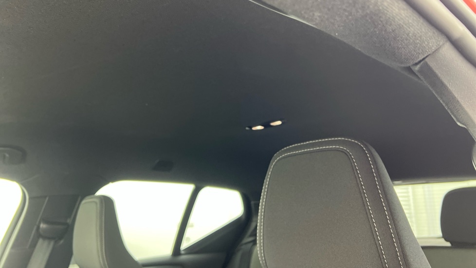 Used Volvo XC40 2025 for sale - 76615344: Photo 44