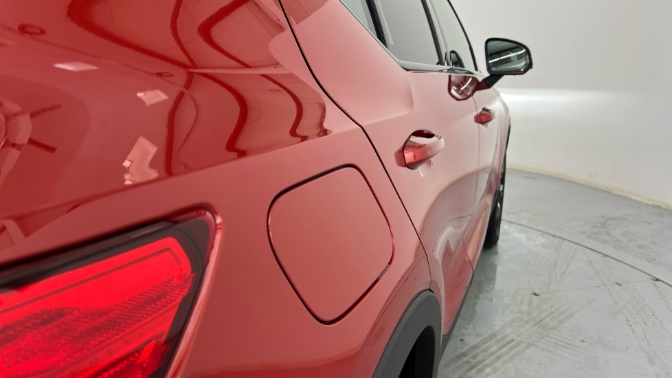 Used Volvo XC40 2025 for sale - 76615344: Photo 47