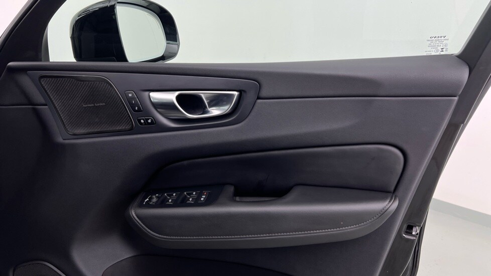 Used Volvo XC60 2025 for sale - 77971809: Photo 29