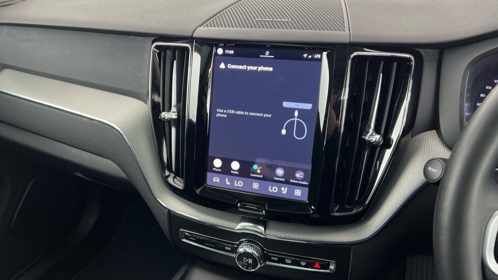 Used Volvo XC60 2025 for sale - 77971809: Photo 46