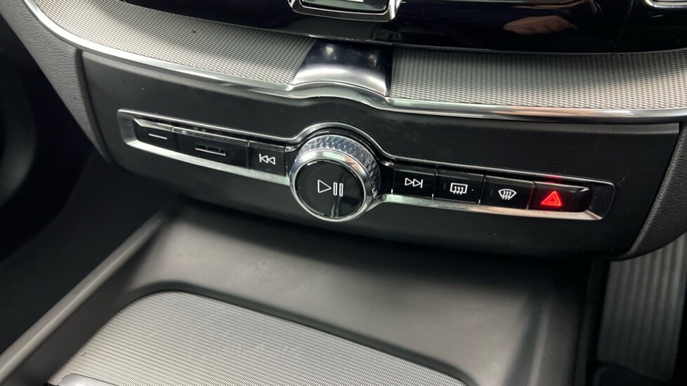 Used Volvo XC60 2025 for sale - 77971809: Photo 53