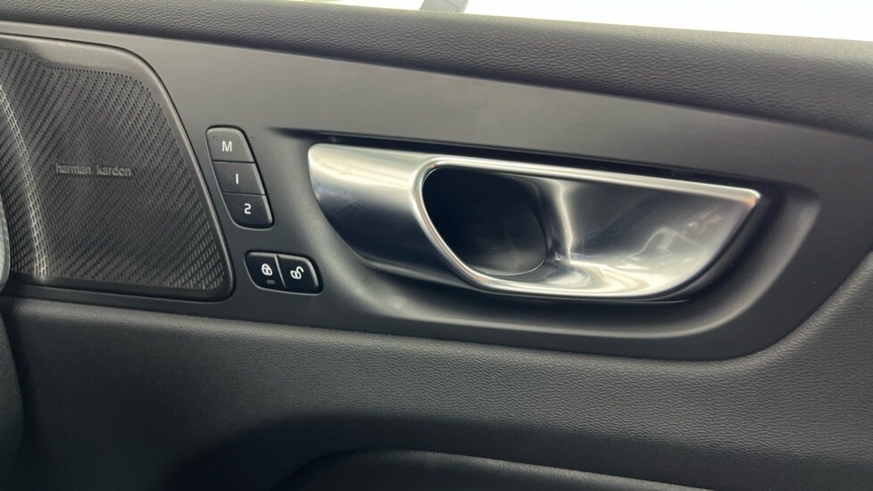 Used Volvo XC60 2025 for sale - 77971809: Photo 55