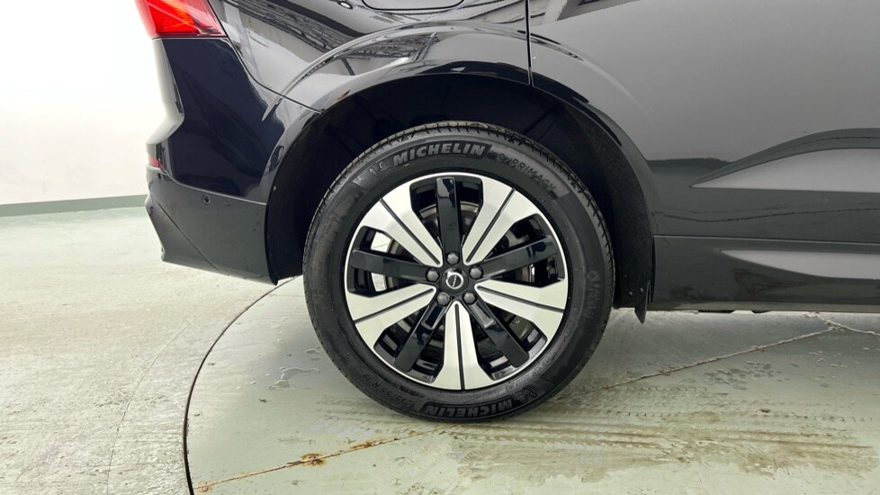 Used Volvo XC60 2025 for sale - 77971809: Photo 9