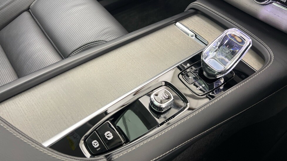 Used Volvo XC90 2024 for sale - 77685645: Photo 25