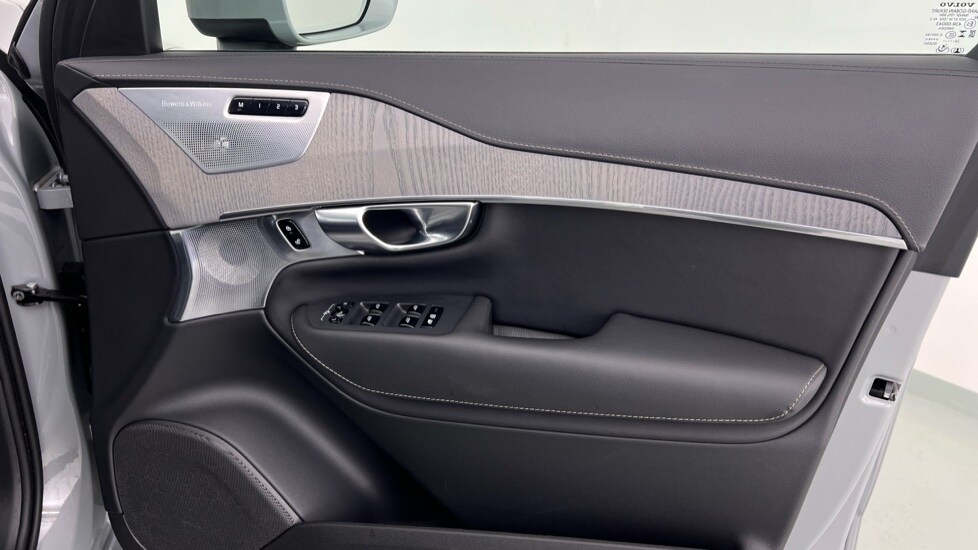 Used Volvo XC90 2024 for sale - 77685645: Photo 29