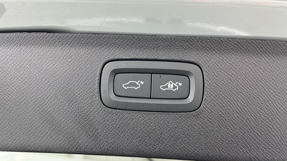 Used Volvo XC90 2024 for sale - 77685645: Photo 35