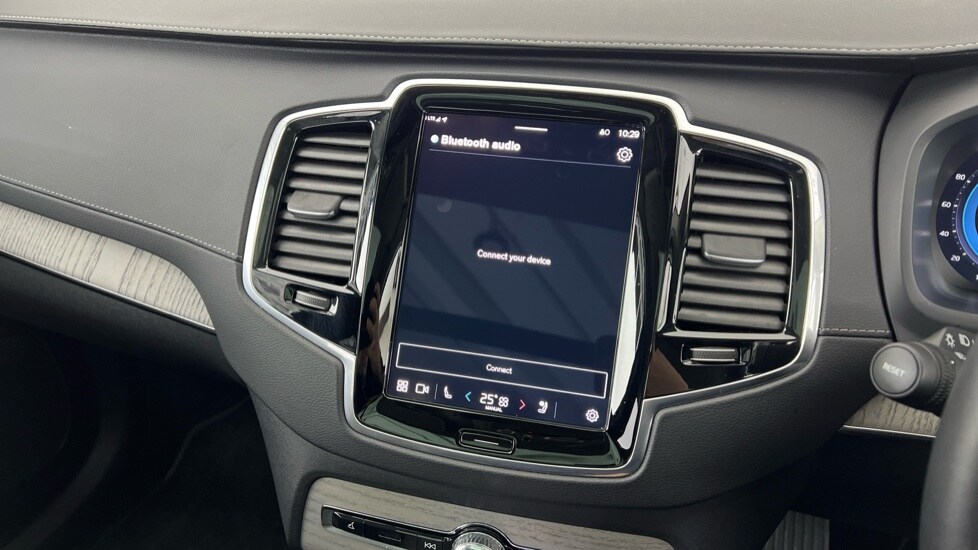 Used Volvo XC90 2024 for sale - 77685645: Photo 43