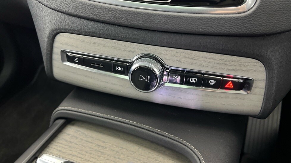 Used Volvo XC90 2024 for sale - 77685645: Photo 52