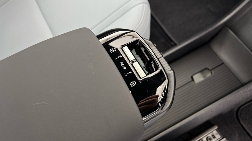 Used Volvo EX30 2025 for sale - 78137063: Photo 24