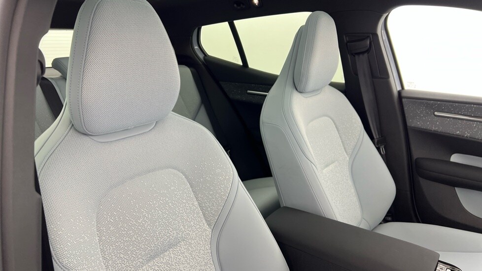 Used Volvo EX30 2025 for sale - 78137063: Photo 37