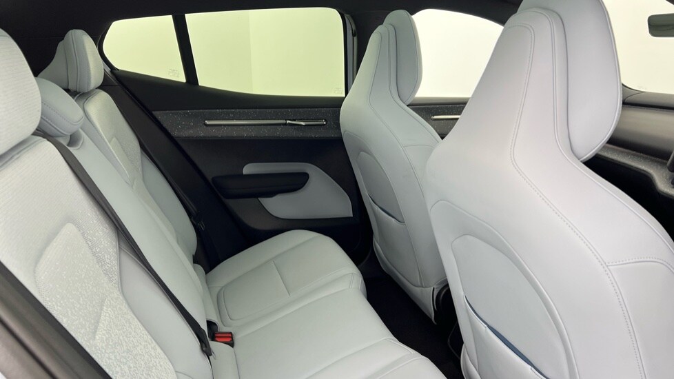 Used Volvo EX30 2025 for sale - 78137063: Photo 6