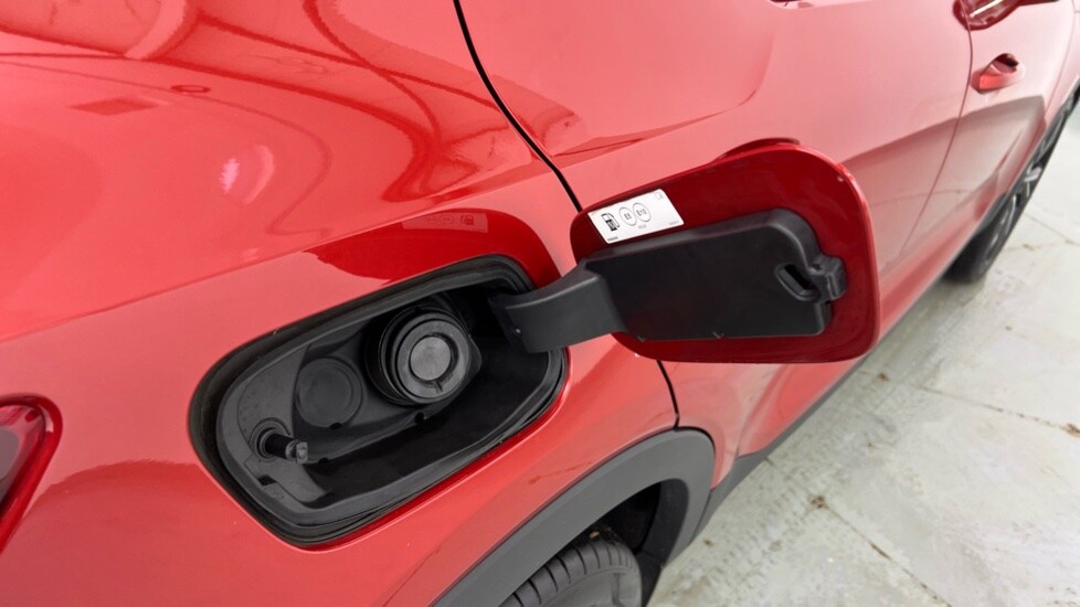 Used Volvo XC40 2021 for sale - 77927339: Photo 16