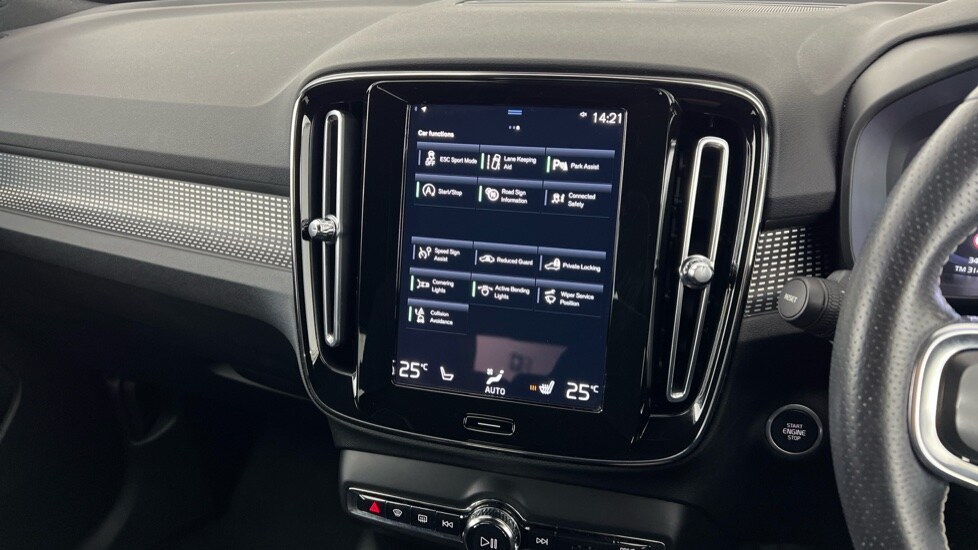 Used Volvo XC40 2021 for sale - 77927339: Photo 17