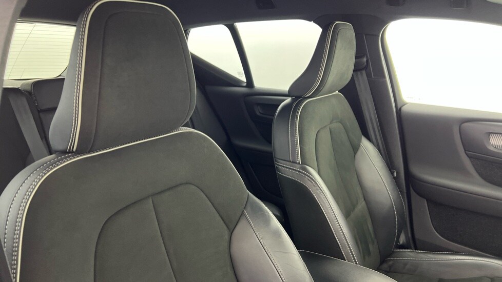 Used Volvo XC40 2021 for sale - 77927339: Photo 27