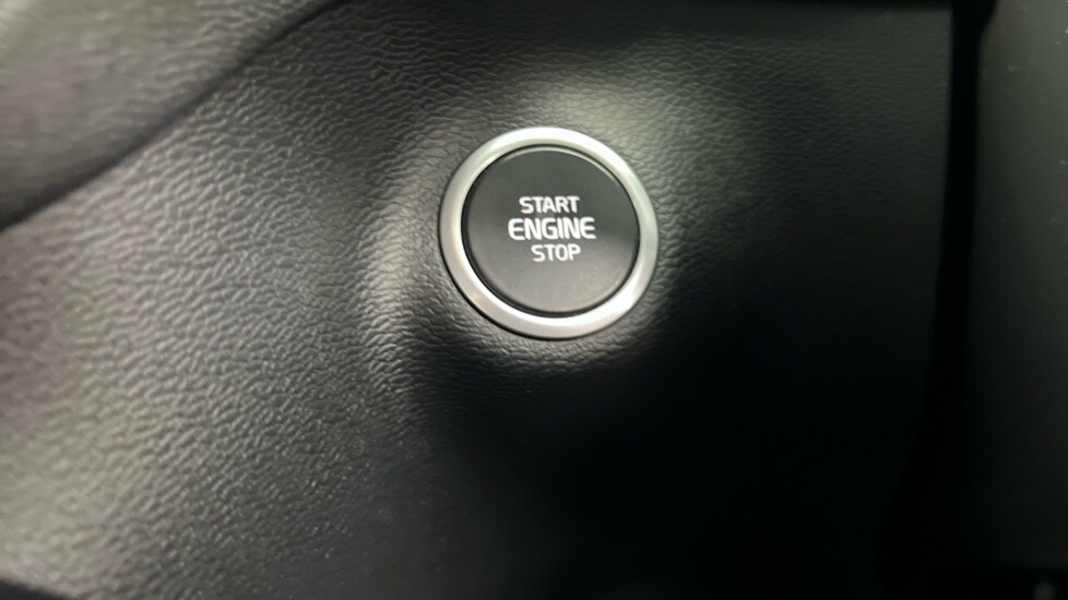 Used Volvo XC40 2021 for sale - 77927339: Photo 42