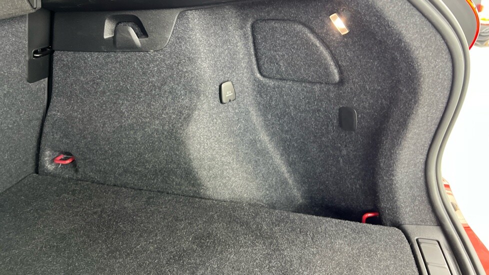 Used Volvo XC40 2021 for sale - 77927339: Photo 49