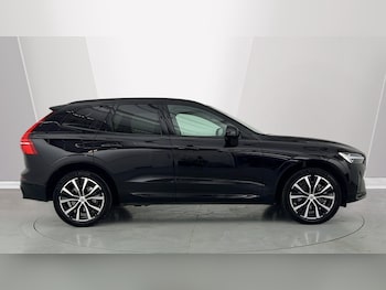 Used Volvo XC60 2025 for sale - 76960125: Photo