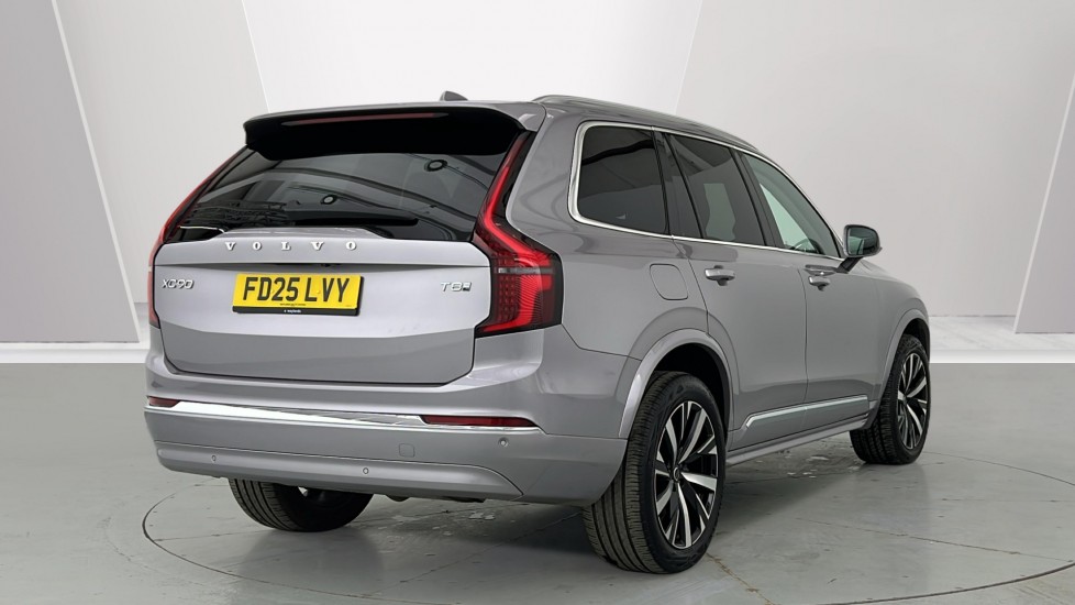 Used Volvo XC90 2025 for sale - 77826437: Photo 2