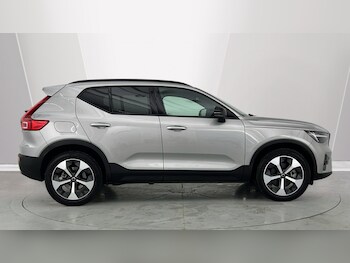 Used Volvo XC40 2025 for sale - 77235532: Photo