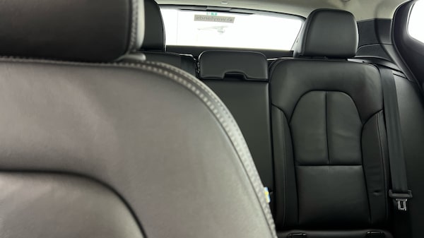 Used Volvo XC40 2023 for sale - 76104058: Photo 37