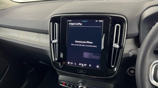 Used Volvo XC40 2023 for sale - 76104058: Photo 43