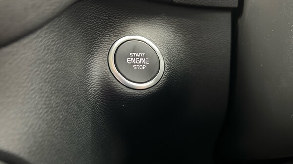 Used Volvo XC40 2023 for sale - 76104058: Photo 48