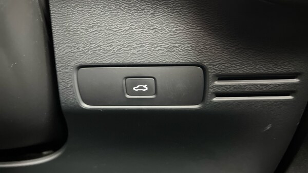 Used Volvo XC40 2023 for sale - 76104058: Photo 53