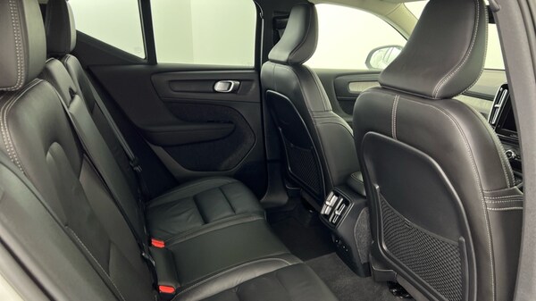 Used Volvo XC40 2023 for sale - 76104058: Photo 6