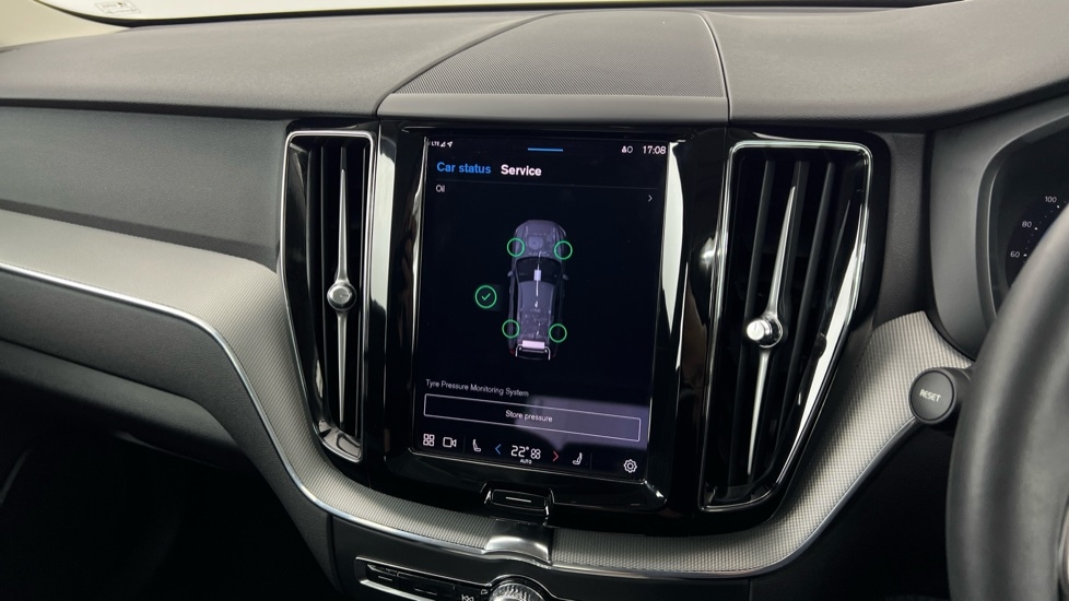 Used Volvo XC60 2023 for sale - 76442046: Photo 14