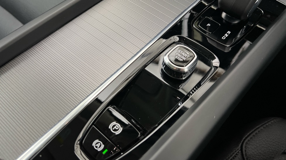 Used Volvo XC60 2023 for sale - 76442046: Photo 27