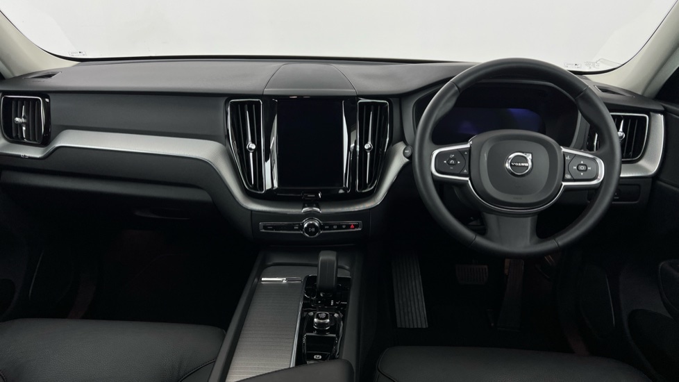 Used Volvo XC60 2023 for sale - 76442046: Photo 5