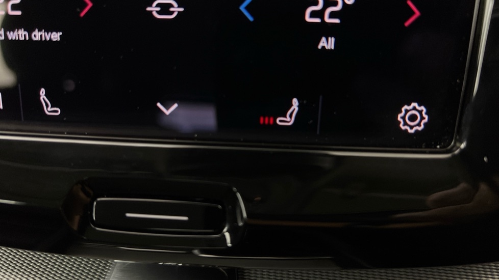 Used Volvo XC60 2023 for sale - 76442046: Photo 50