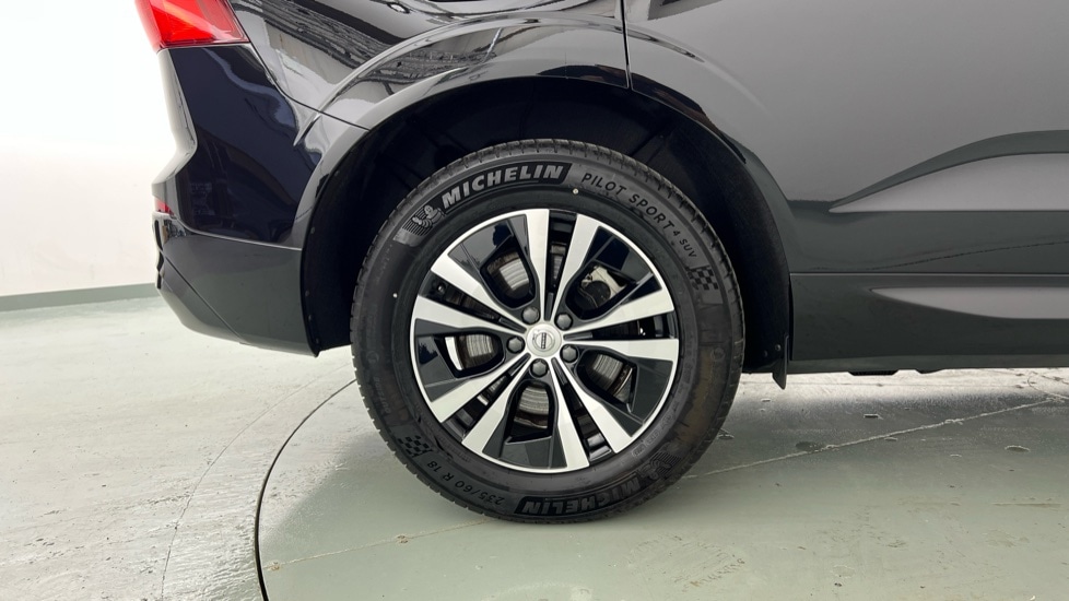 Used Volvo XC60 2023 for sale - 76442046: Photo 9