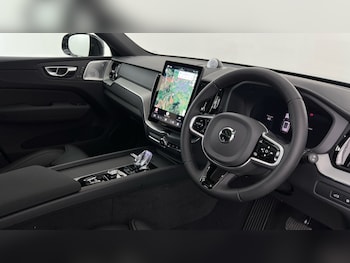Used Volvo XC60 2026 for sale - 78172639: Photo