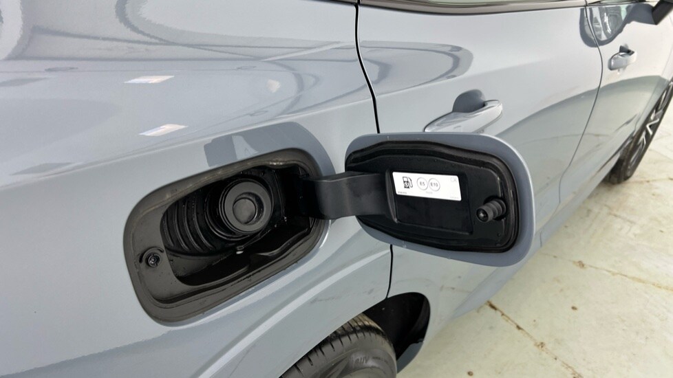 Used Volvo XC60 2023 for sale - 78128948: Photo 16