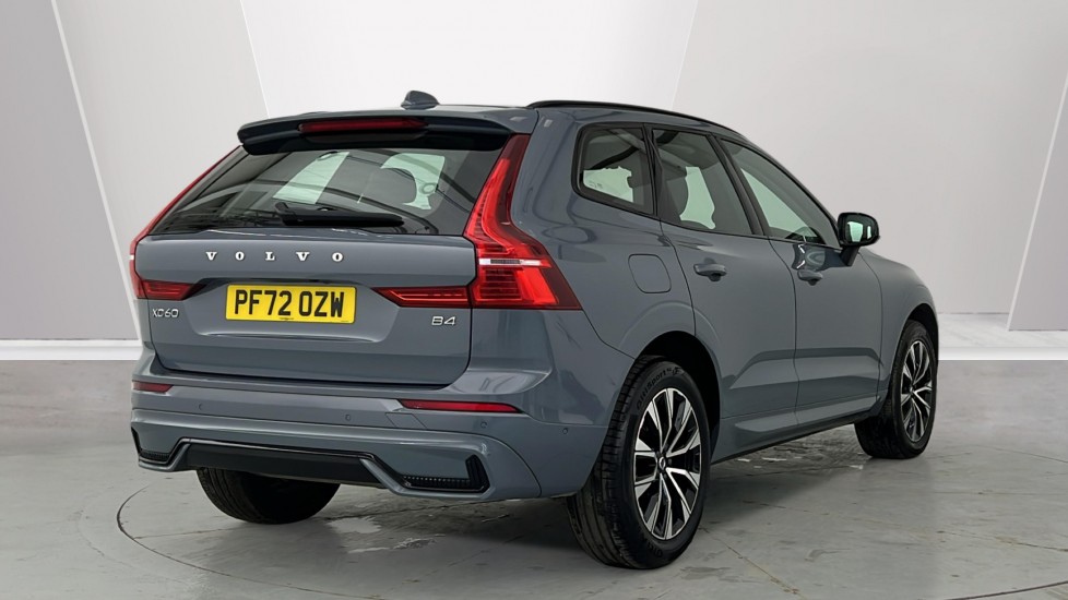 Used Volvo XC60 2023 for sale - 78128948: Photo 2