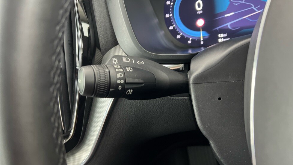 Used Volvo XC60 2023 for sale - 78128948: Photo 20