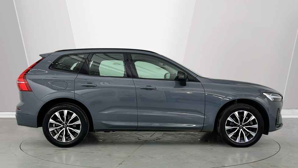 Used Volvo XC60 2023 for sale - 78128948: Photo 3