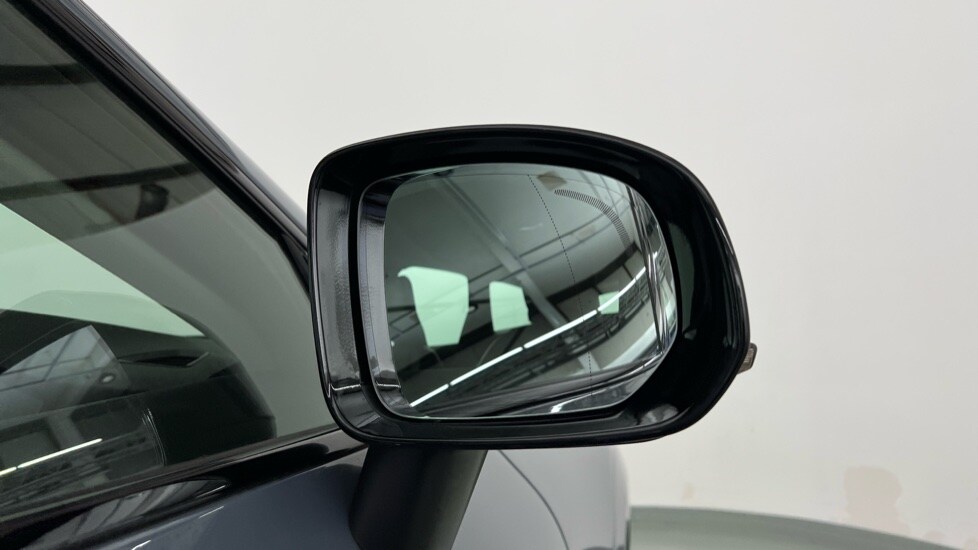 Used Volvo XC60 2023 for sale - 78128948: Photo 32