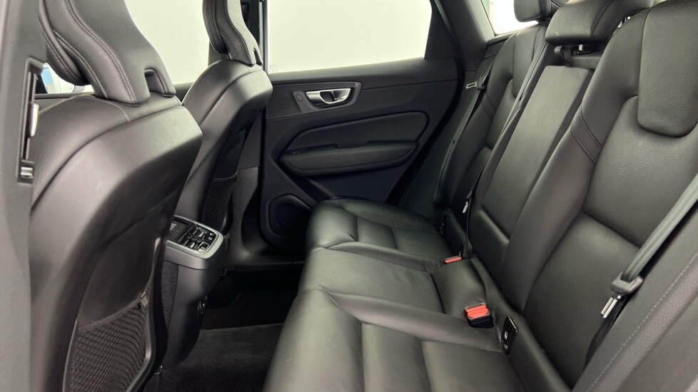 Used Volvo XC60 2023 for sale - 78128948: Photo 33