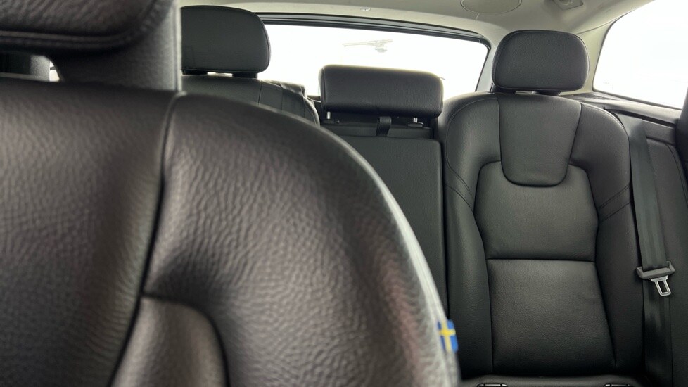 Used Volvo XC60 2023 for sale - 78128948: Photo 37