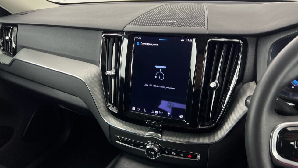 Used Volvo XC60 2023 for sale - 78128948: Photo 43