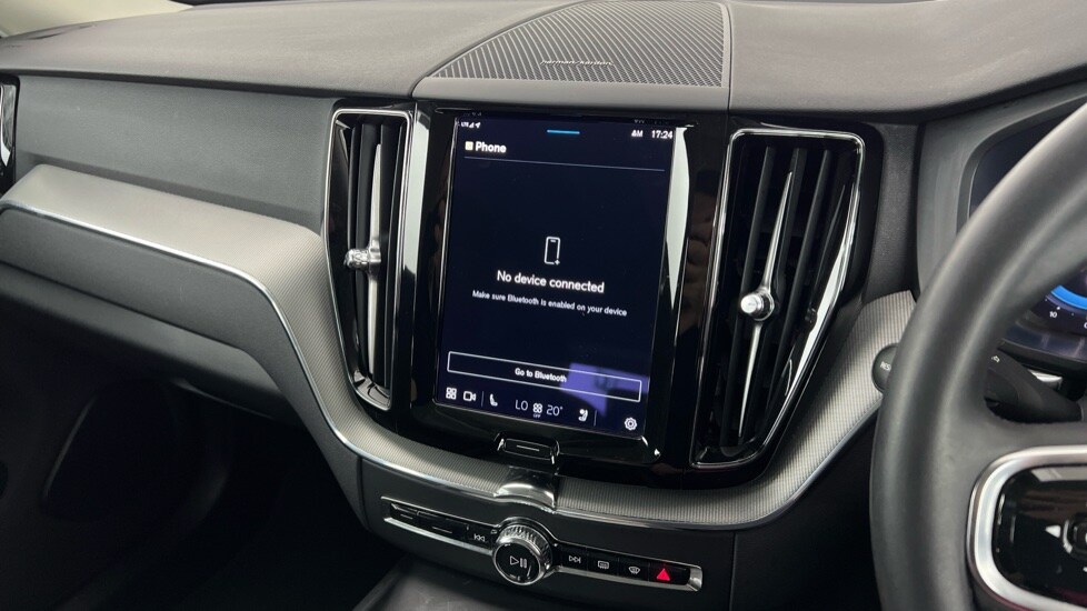 Used Volvo XC60 2023 for sale - 78128948: Photo 45