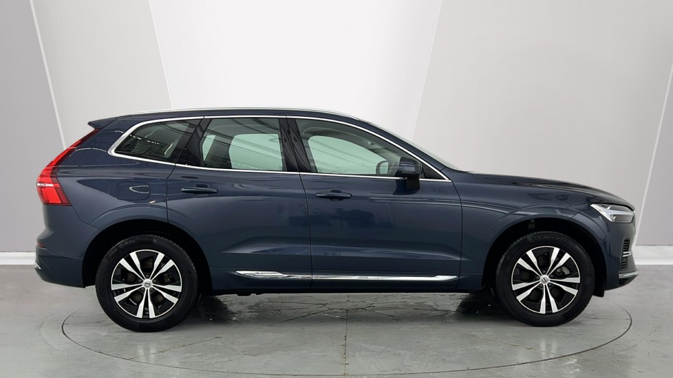 Used Volvo XC60 2023 for sale - 77673833: Photo 3